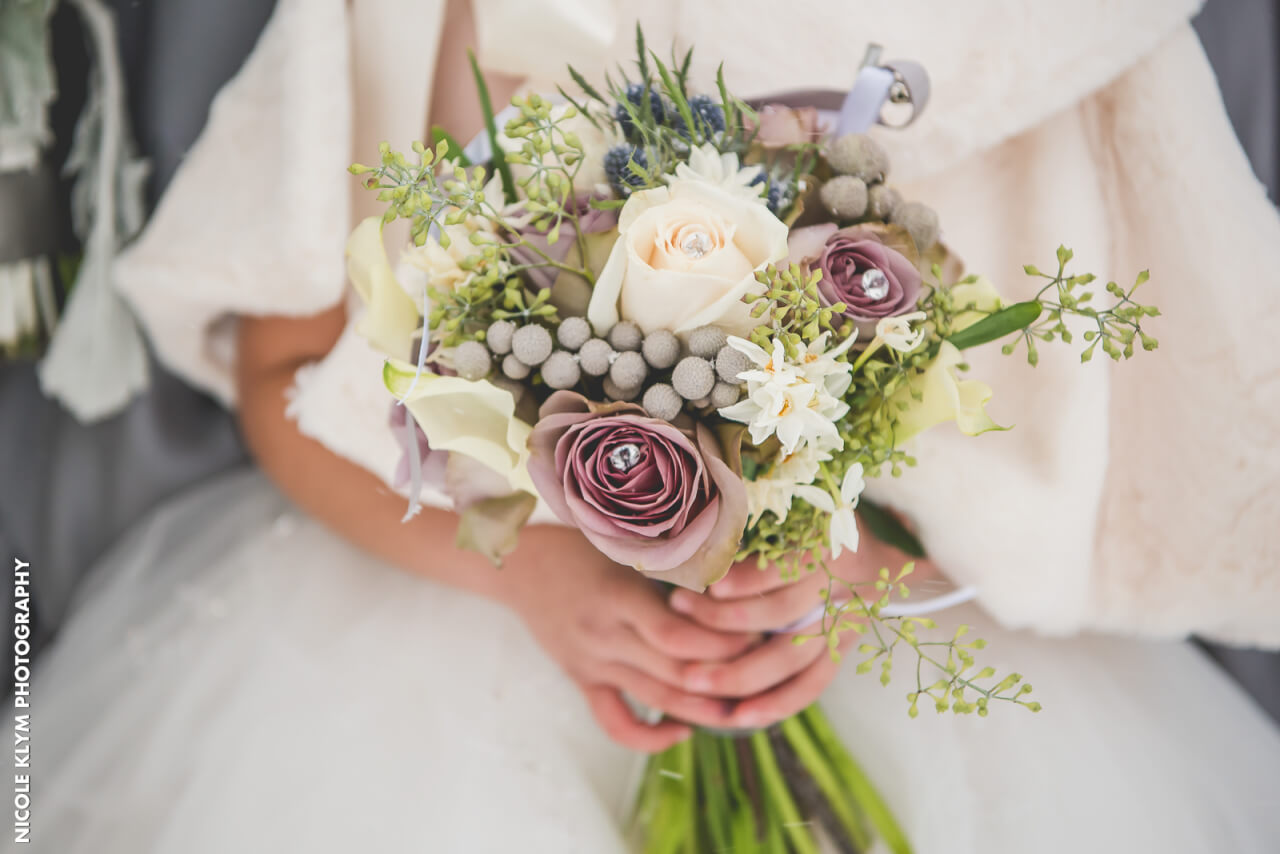 Inspiring Winter Bridal Bouquets East